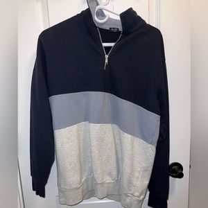 Brandy Melville Quarterzip